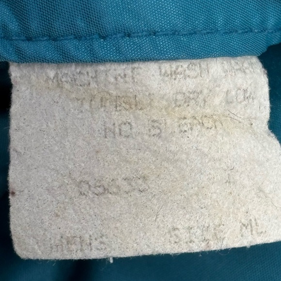 VTG Comfy USA Made Down Insulated Puffer Vest Blue Black Mens Medium-Large - Picture 8 of 16